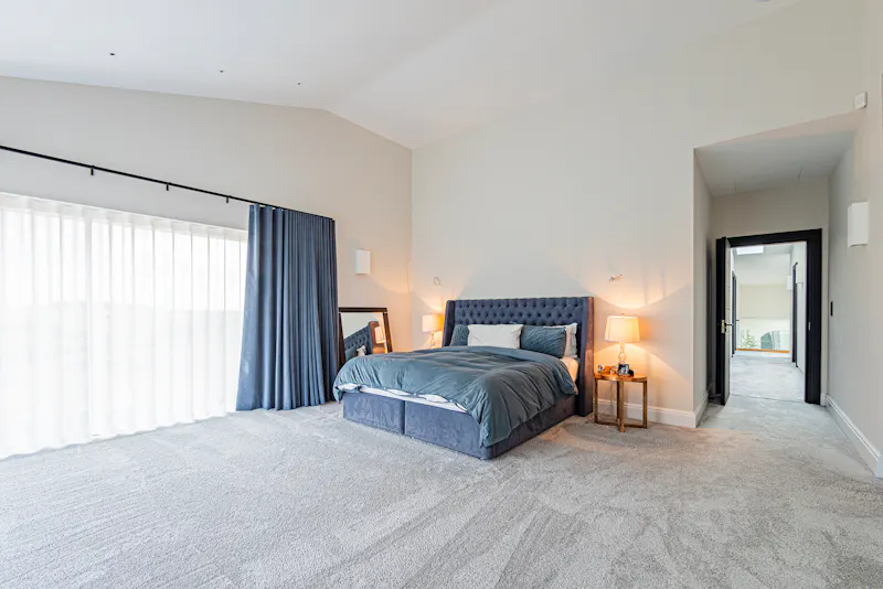 Bedroom - main at Luxurious Herts Farmhouse, L764 (photo 25)