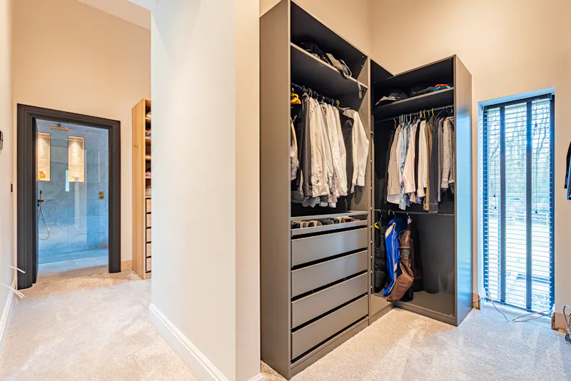 Dressing room at Luxurious Herts Farmhouse, L764 (photo 29)
