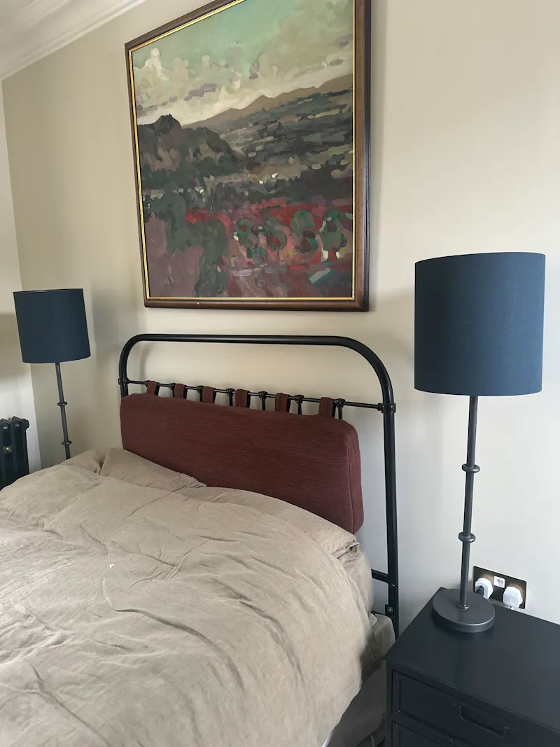 Bedroom at Riverfront Twickenham house, A1652 (photo 41)