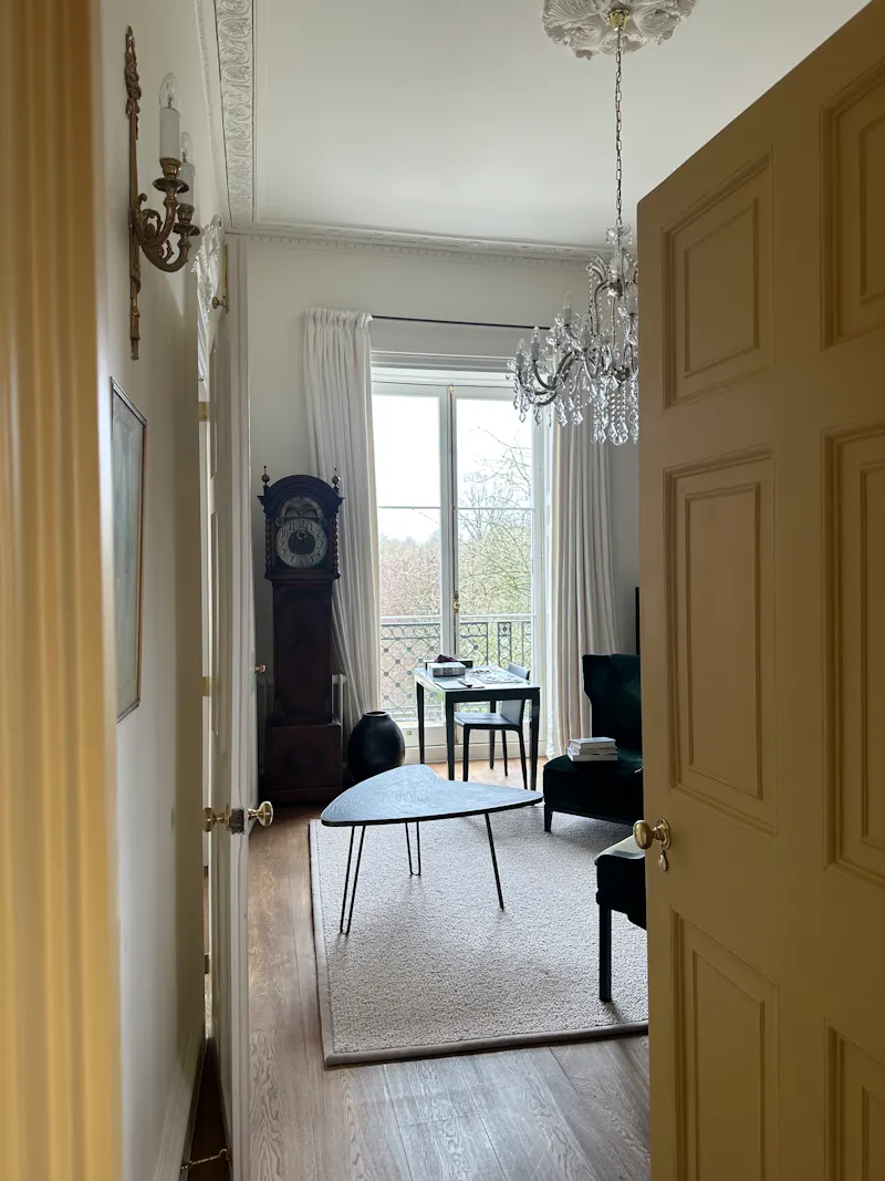 Riverfront Twickenham house, A1652 (photo 17)