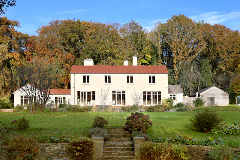 Garden at Modern Herts Country Home, D2817 (photo 23)