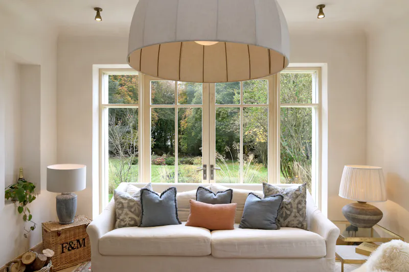 Modern Herts Country Home, D2817 (photo 4)