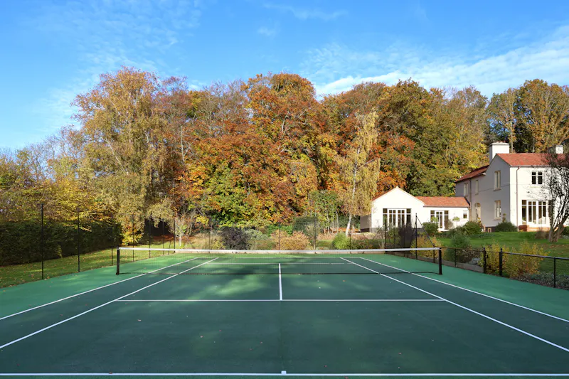 Tennis court at Modern Herts Country Home, D2817 (photo 25)