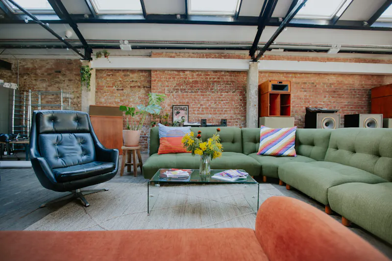 Living Room at Hackney Downs Victorian studio, N563 (photo 6)