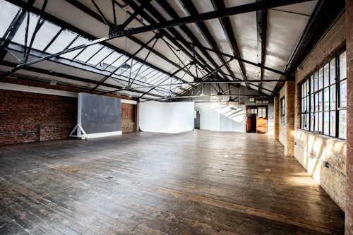 Hackney Downs Victorian studio, N563