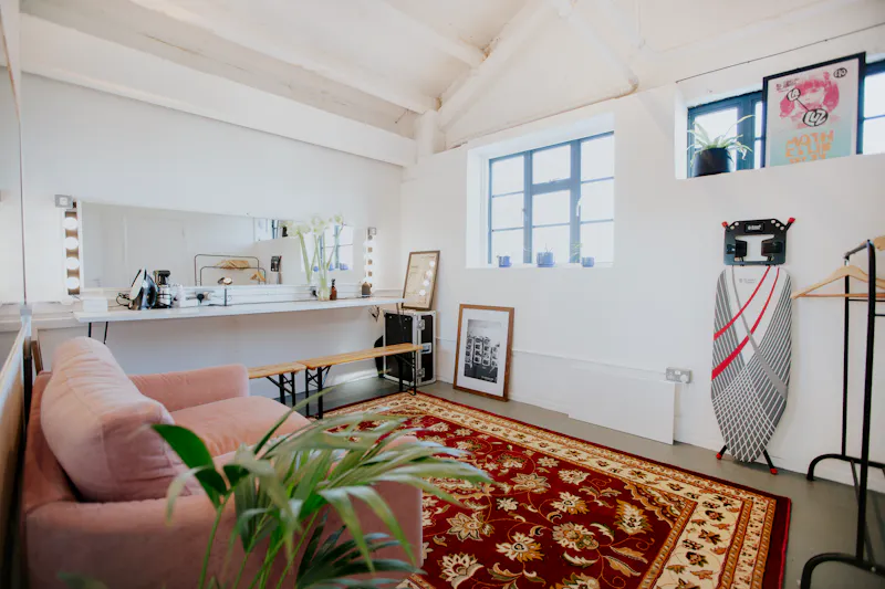 Hackney Downs Victorian studio, N563 (photo 8)
