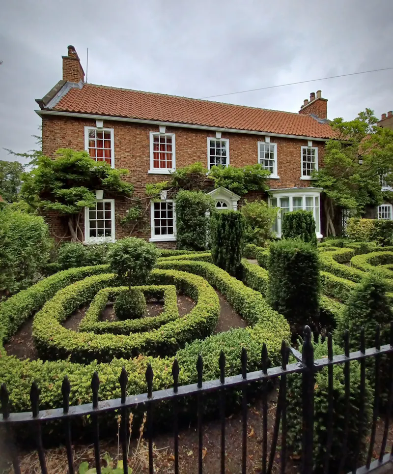 Garden - formal at Georgian Darlington Home, A1653 (photo 29)