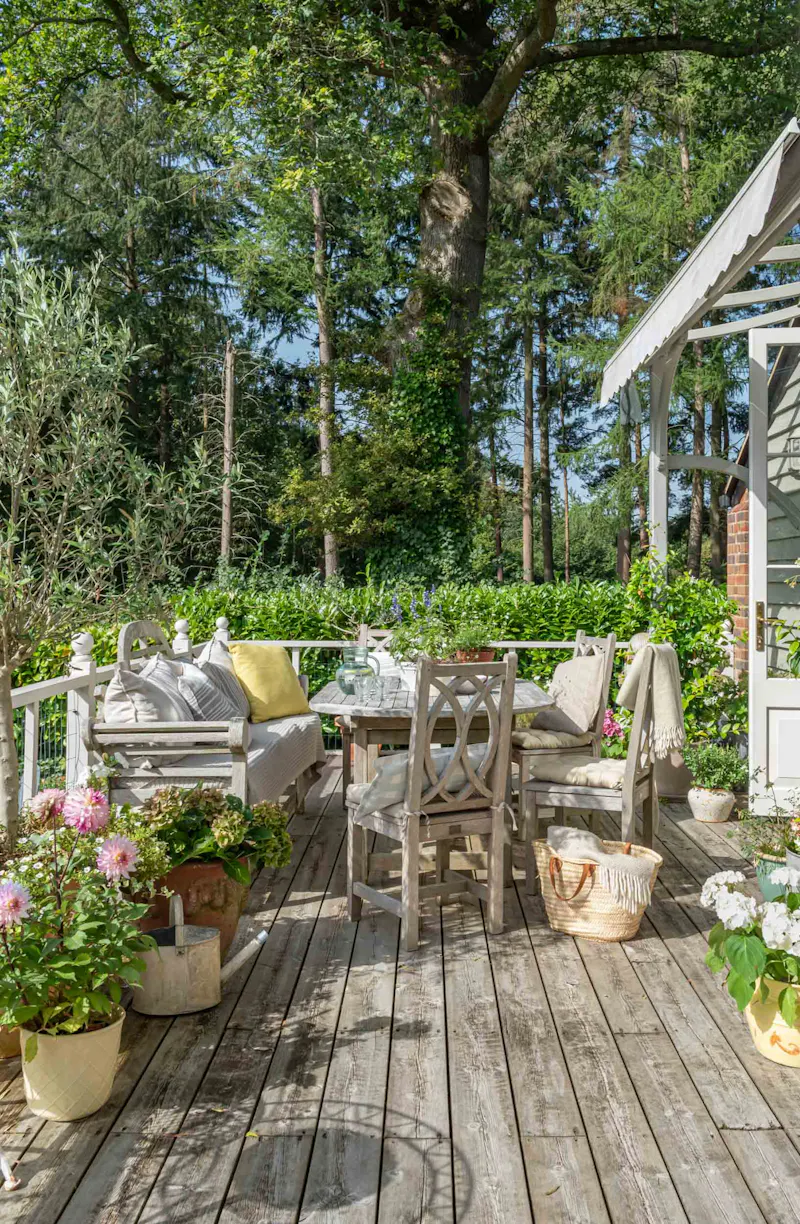 Terrace/Patio at American barn in Guildford, B1125 (photo 59)