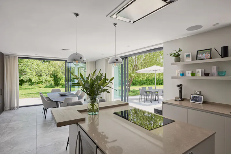 Stunning Pool House Ockley, D2820 (photo 3)