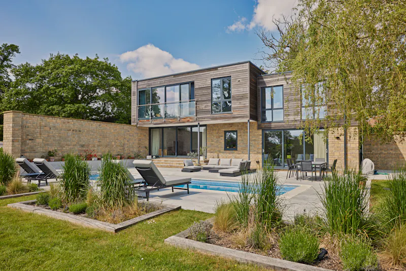 Garden at Stunning Pool House Ockley, D2820 (photo 63)