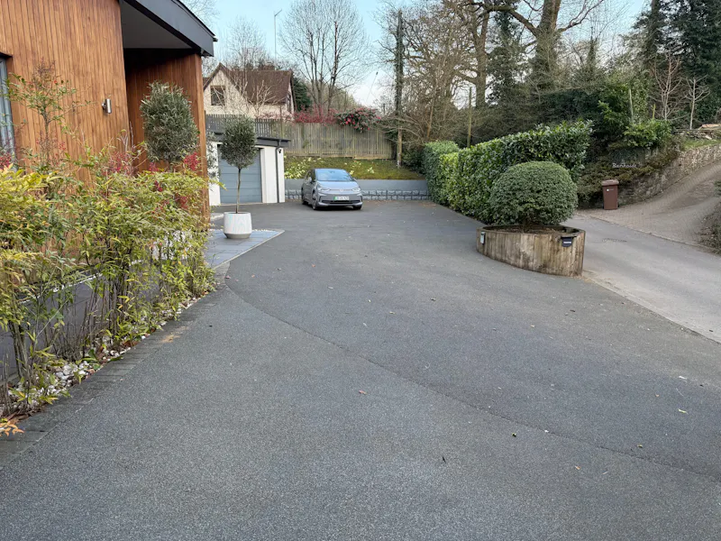 Driveway at South Downs eco house, K419 (photo 39)