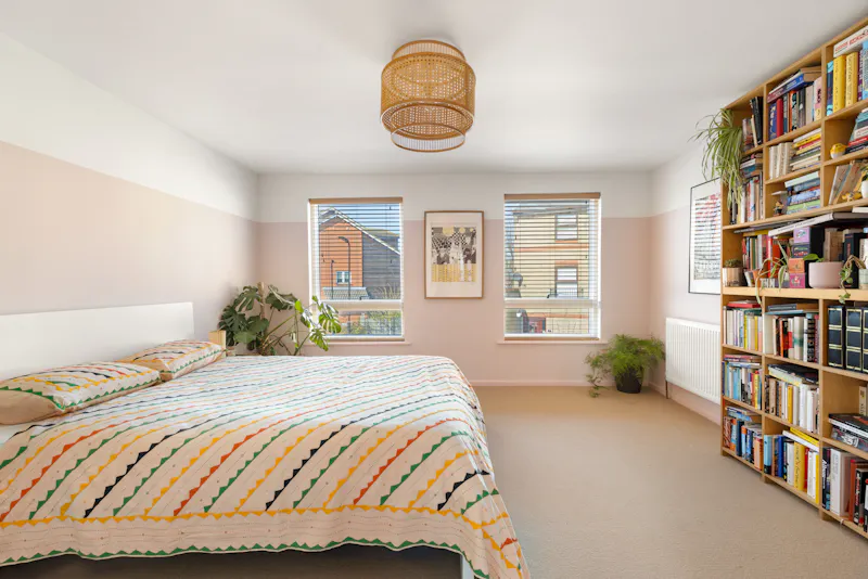 Bedroom - main at Earthy modern Hackney home, D2819 (photo 11)