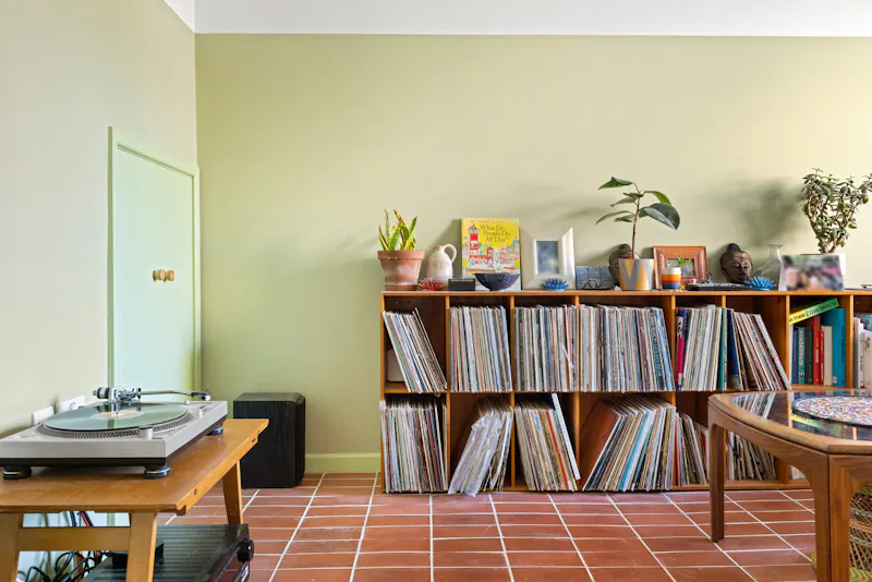Earthy modern Hackney home, D2819 (photo 3)