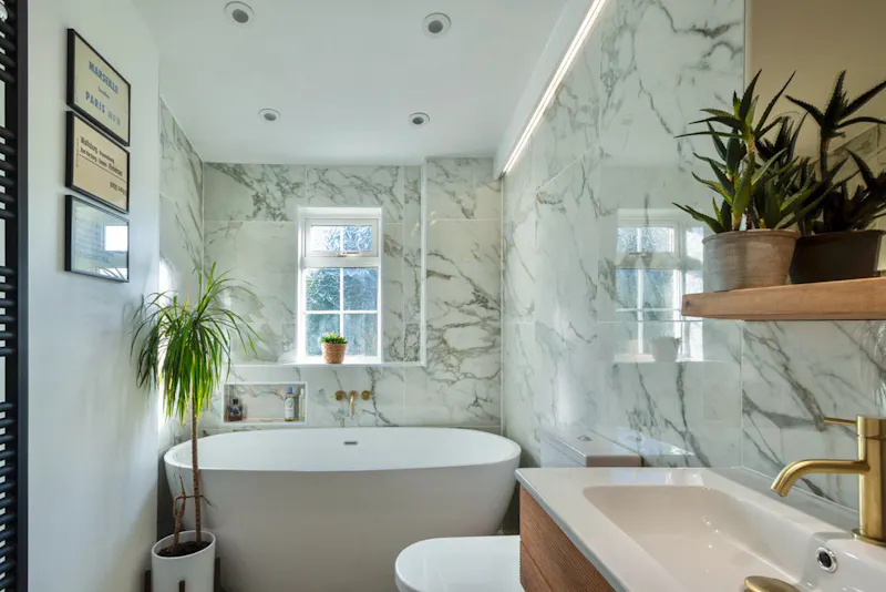 Bath - rolltop at Honor Oak Victorian villa, B1960 (photo 25)