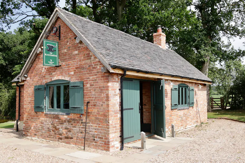 Stable / Outbuildings at Vast Warwickshire Estate, A1655 (photo 19)