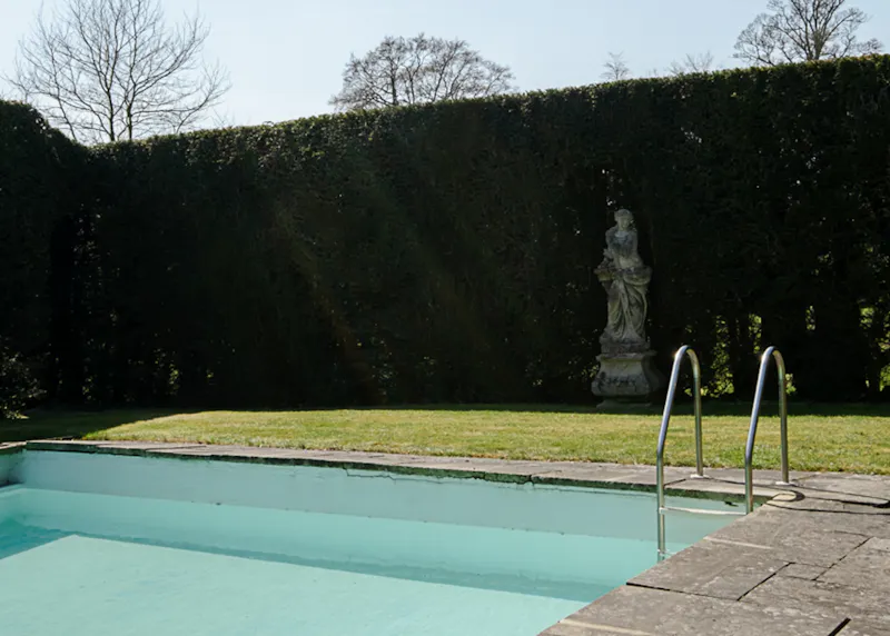 Swimming pool - outdoor at Grade II listed Chiltern Manor, A1651 (photo 67)