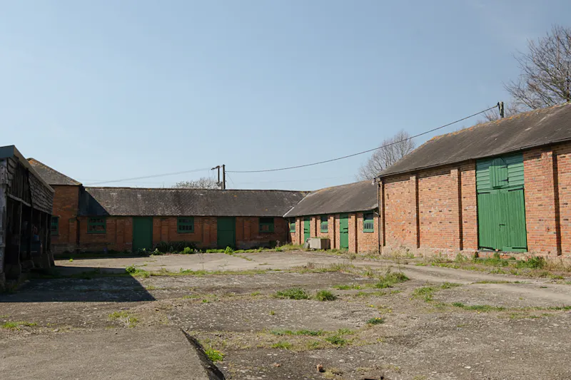 Grade II listed Chiltern Manor, A1651 (photo 80)
