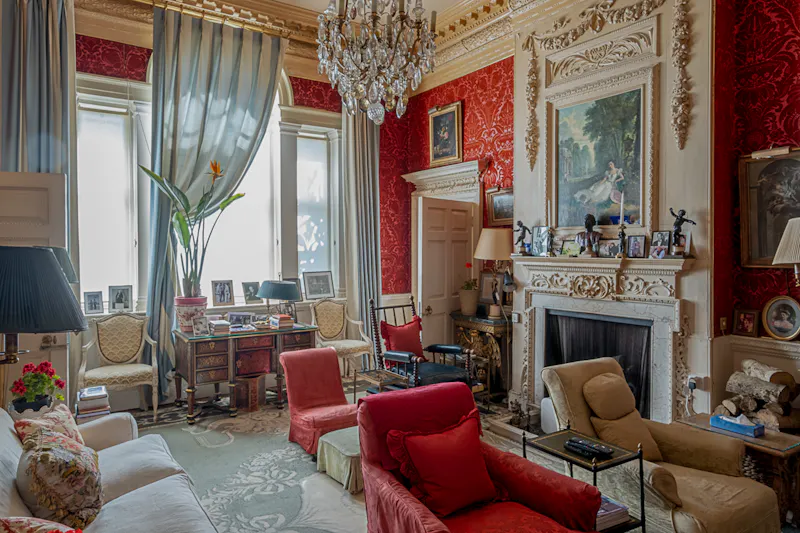 Living Room at Grade II listed Chiltern Manor, A1651 (photo 18)