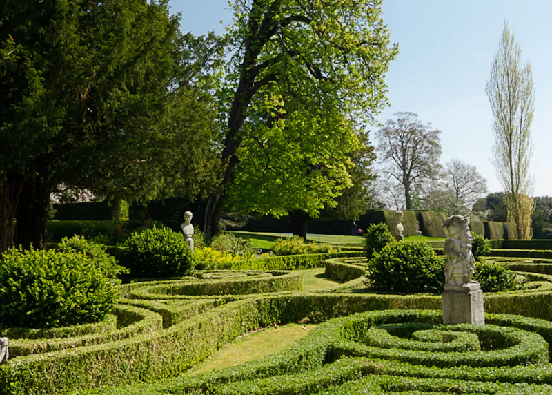 Grade II listed Chiltern Manor, A1651 (photo 55)