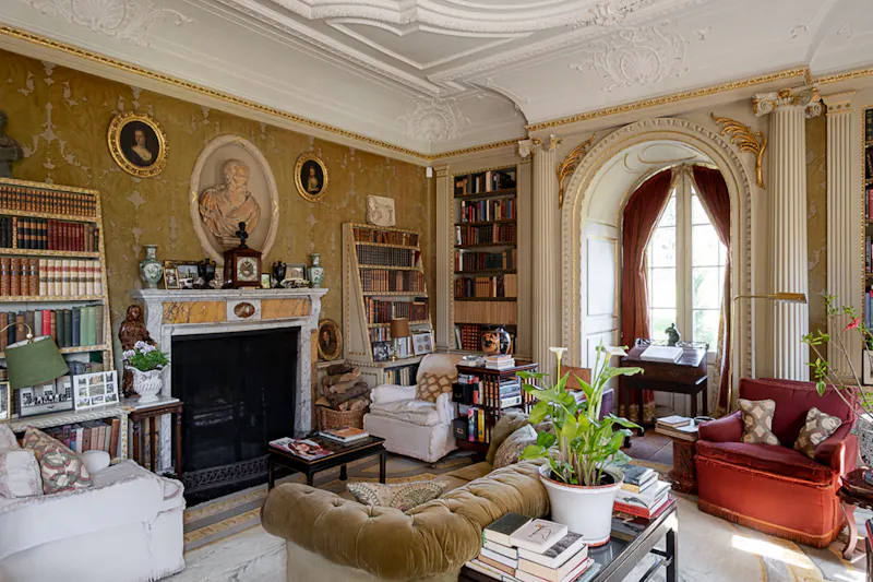 Fireplace at Grade II listed Chiltern Manor, A1651 (photo 19)