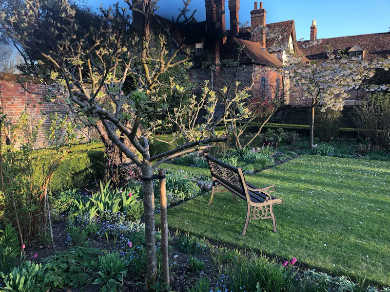 Elizabethan Maidstone manor, M11 (photo 94)