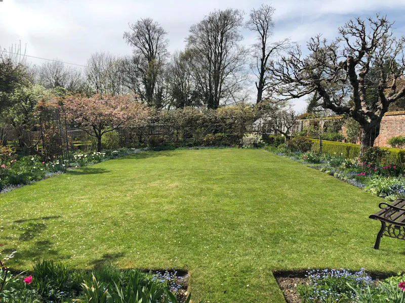 Elizabethan Maidstone manor, M11 (photo 102)