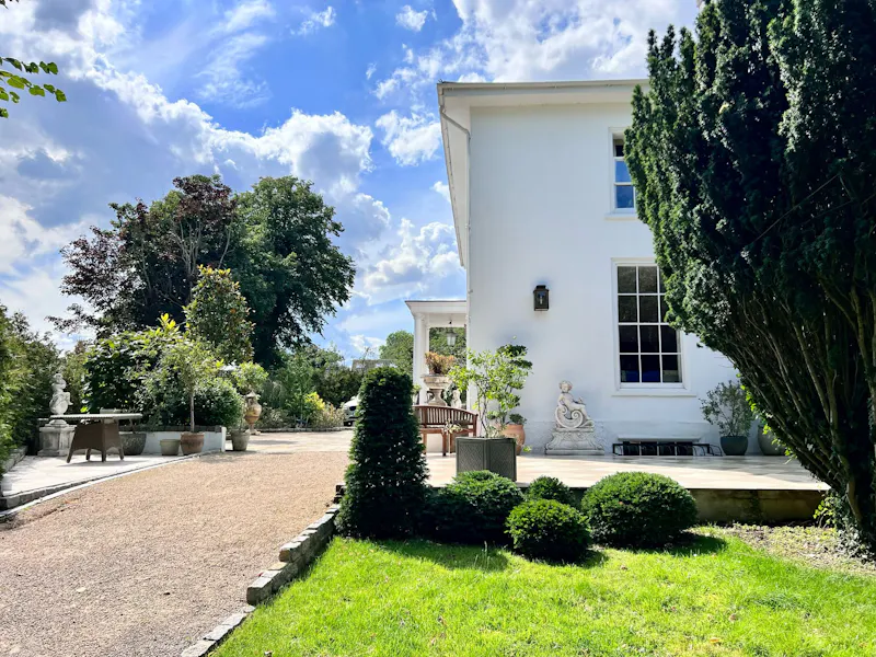 Stunning period Addington Manor, A1656 (photo 84)