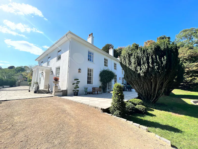 Stunning period Addington Manor, A1656 (photo 63)