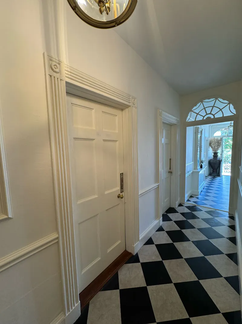 Stunning period Addington Manor, A1656 (photo 6)