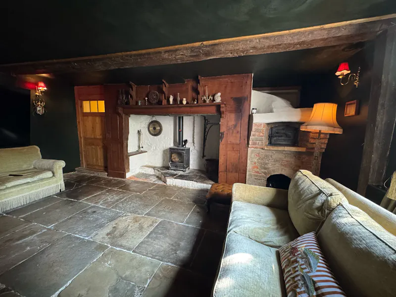 Stunning period Addington Manor, A1656 (photo 31)