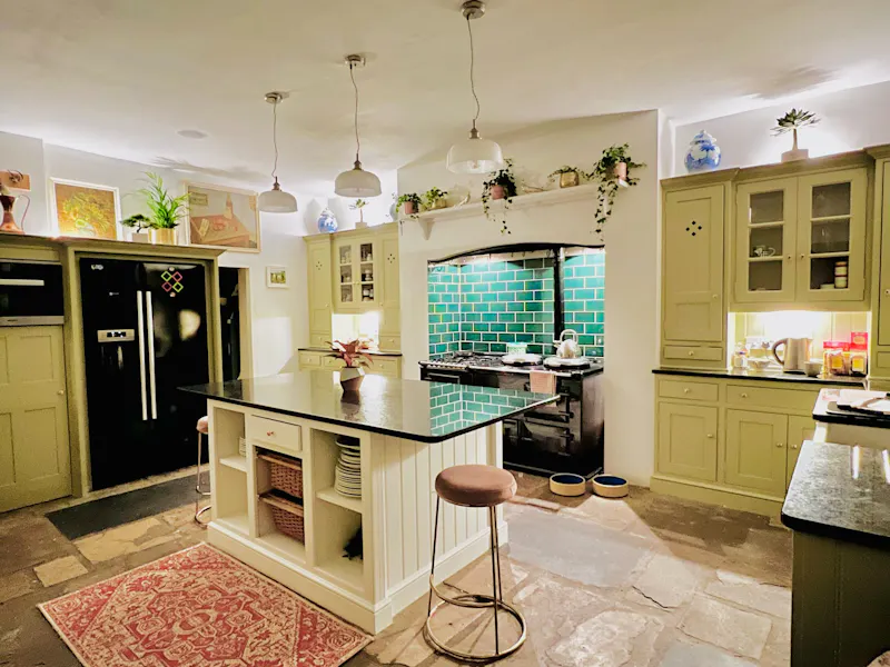 Aga at Stunning period Addington Manor, A1656 (photo 24)