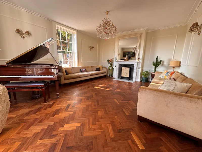 Stunning period Addington Manor, A1656 (photo 11)