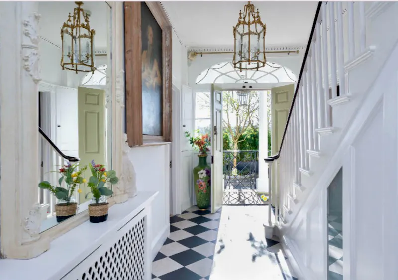 Entrance hall at Stunning period Addington Manor, A1656 (photo 2)