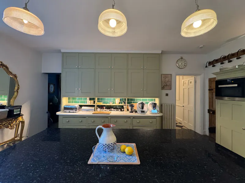 Stunning period Addington Manor, A1656 (photo 27)