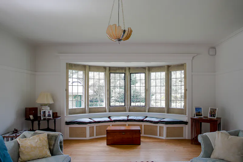 Living Room at Shackleford Voysey manor, E540 (photo 21)