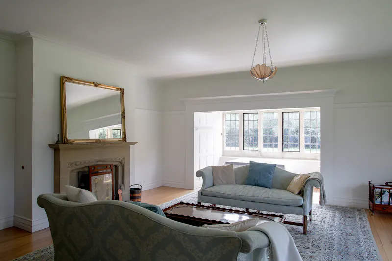 Living Room at Shackleford Voysey manor, E540 (photo 24)