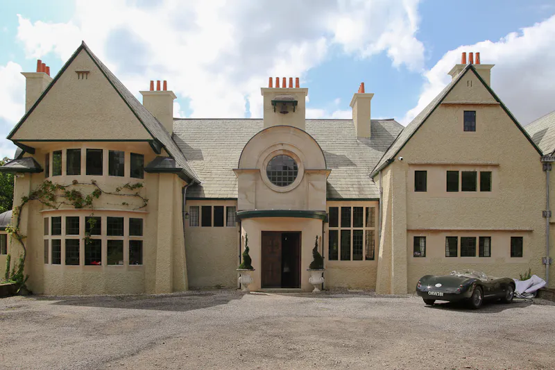 Shackleford Voysey manor, E540 (photo 1)