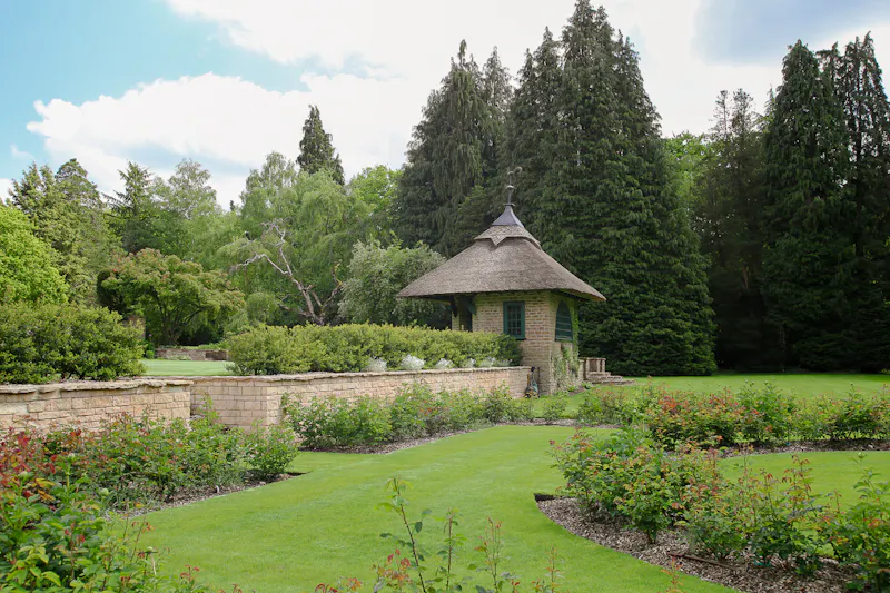 Summer house at Shackleford Voysey manor, E540 (photo 89)