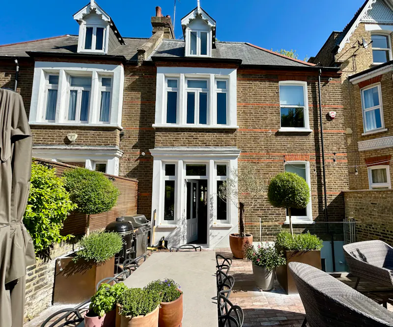 Luxury Chiswick home, B2081 (photo 37)