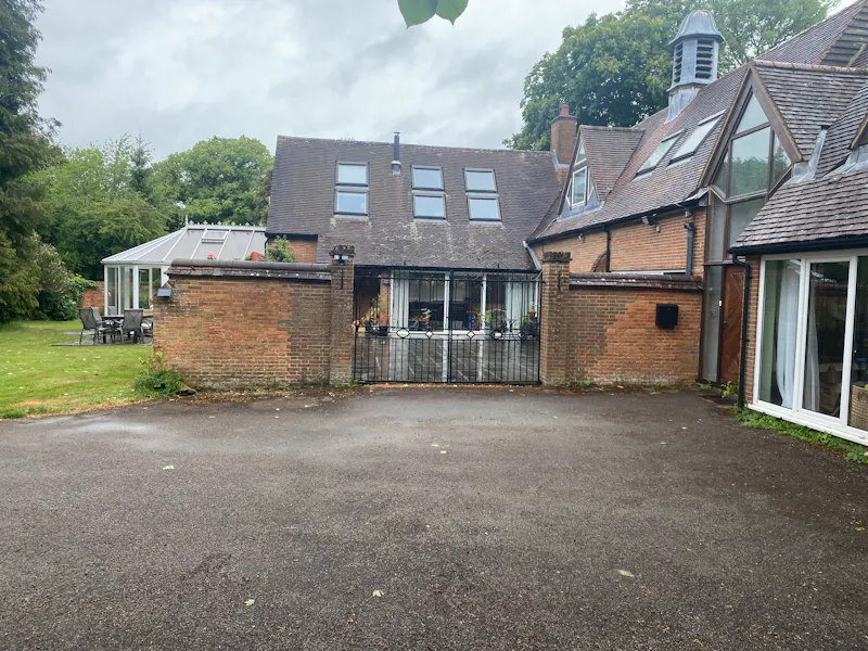 Driveway at 1920s Coach House in Tring , B2083 (photo 76)