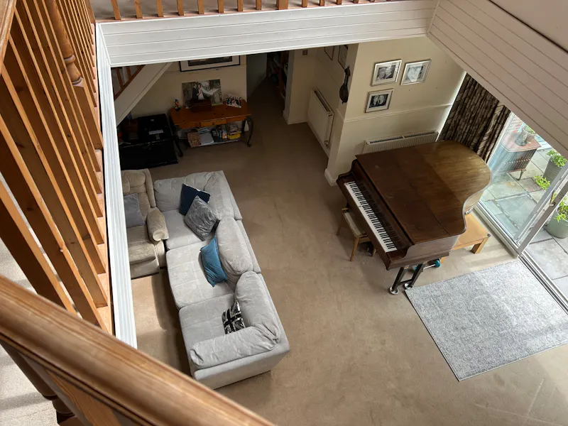 Piano at 1920s Coach House in Tring , B2083 (photo 33)