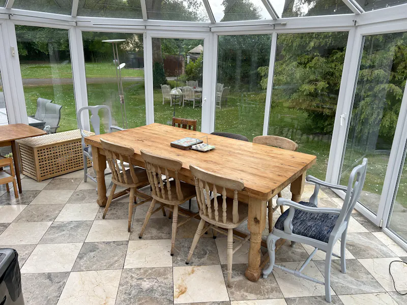 Dining room at 1920s Coach House in Tring , B2083 (photo 23)