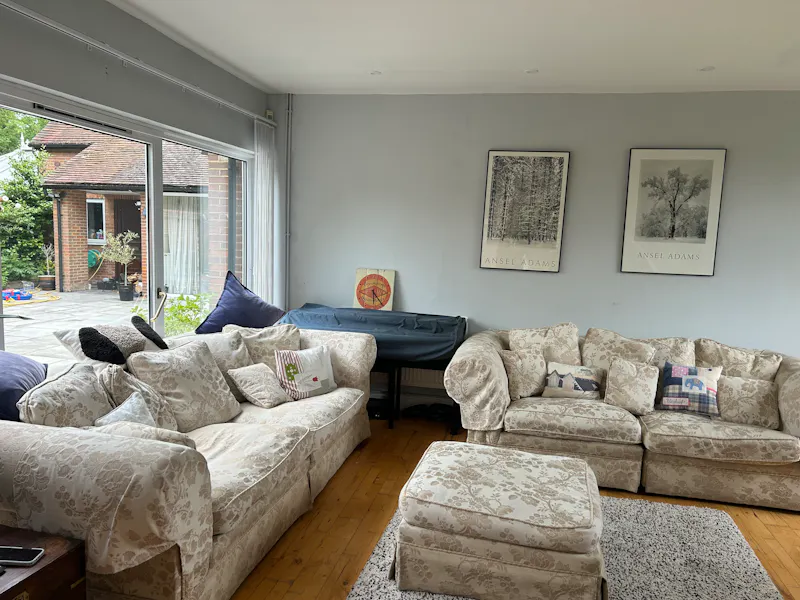 Sitting room at 1920s Coach House in Tring , B2083 (photo 12)