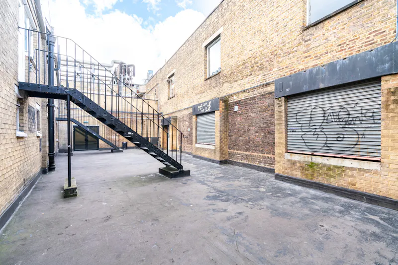 Staircase at Iconic Brick Lane brewery, N266 (photo 32)
