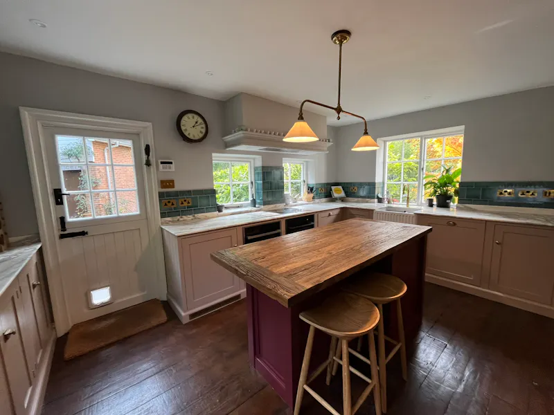 Kitchen at South Oxhey Georgian House, L398 (photo 8)