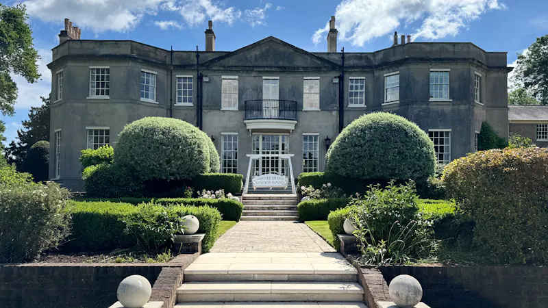 Grade II Picturesque Manor, A1657 (photo 44)