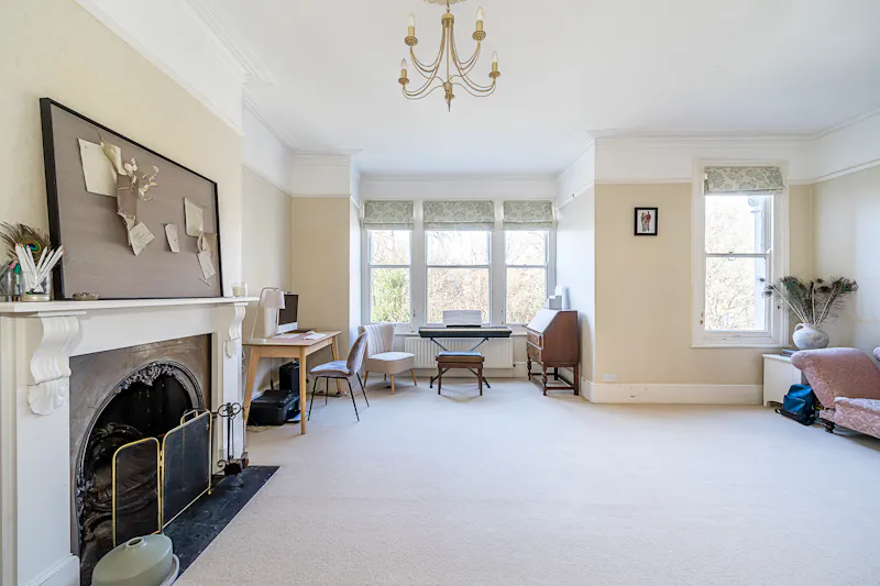 Large Brixton Victorian Terrace, B2082 (photo 14)