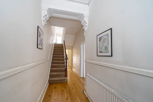 Large Brixton Victorian Terrace, B2082
