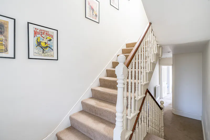 Landing at Large Brixton Victorian Terrace, B2082 (photo 9)