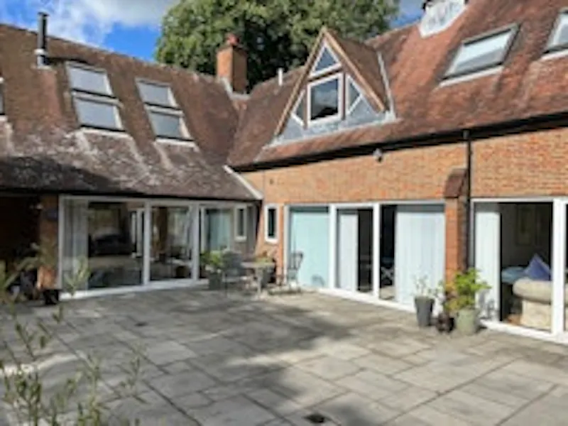 1920s Coach House in Tring , B2083 (photo 56)